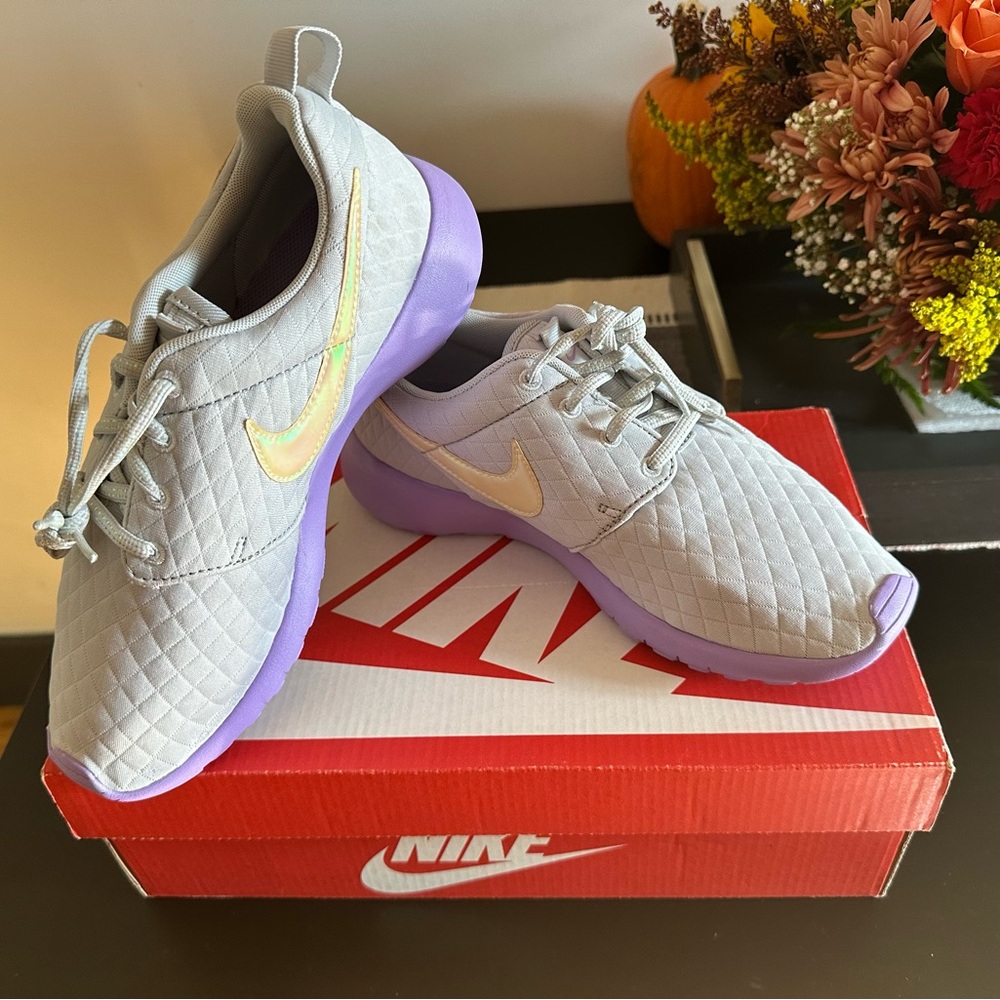 Nike Roshe One Purple, Grey, Iridescent sneakers